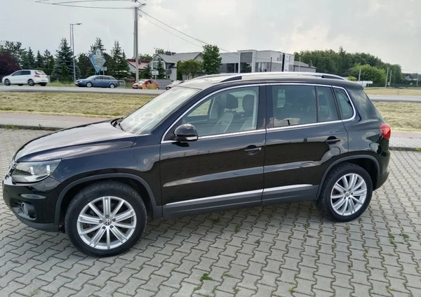 Volkswagen Tiguan cena 39900 przebieg: 230000, rok produkcji 2012 z Stąporków małe 379